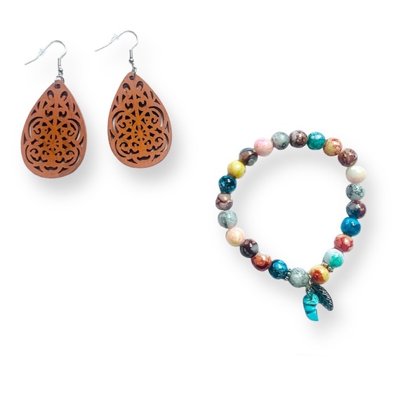 🍁🪶BOHO Wood Cut Out Earrings with Marbled Glass Beaded Bracelet - Picture 1 of 5